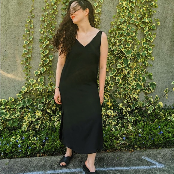 Meet your Posher, Stephanie - Picture 4 of 6